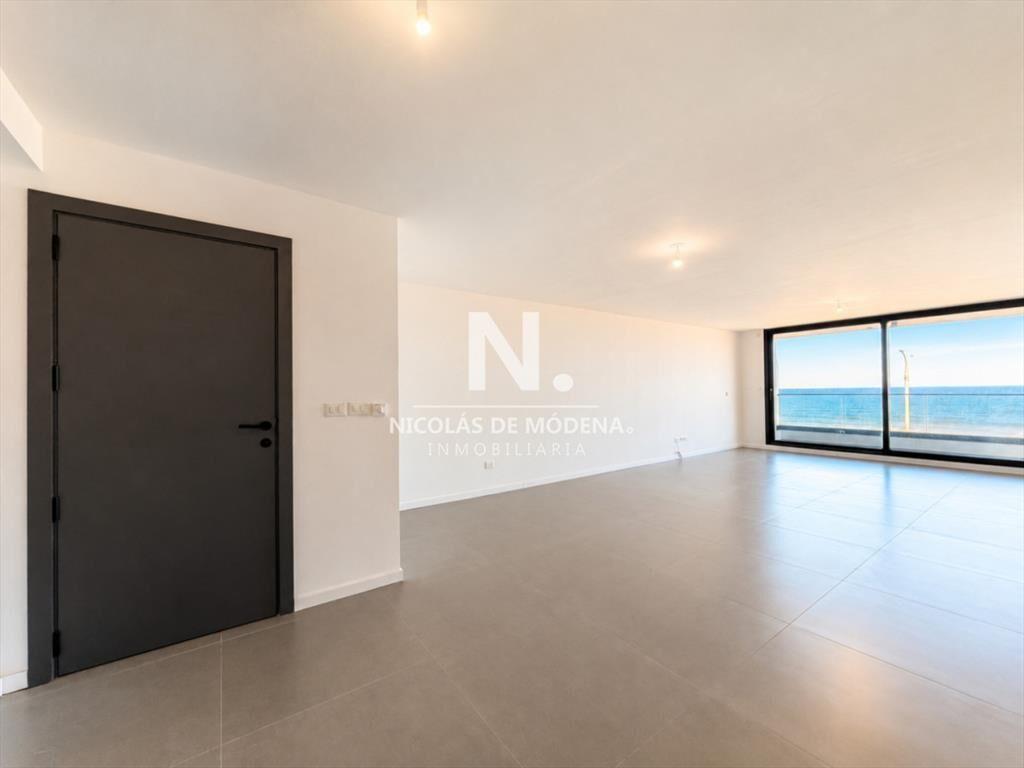 Frente al mar. 3 dormitorios en venta - Aurora -