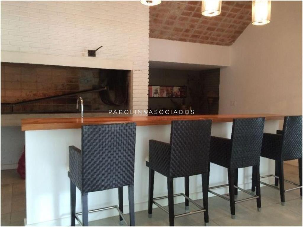 Casa en venta de 6 dormitorios en Golf, Punta del