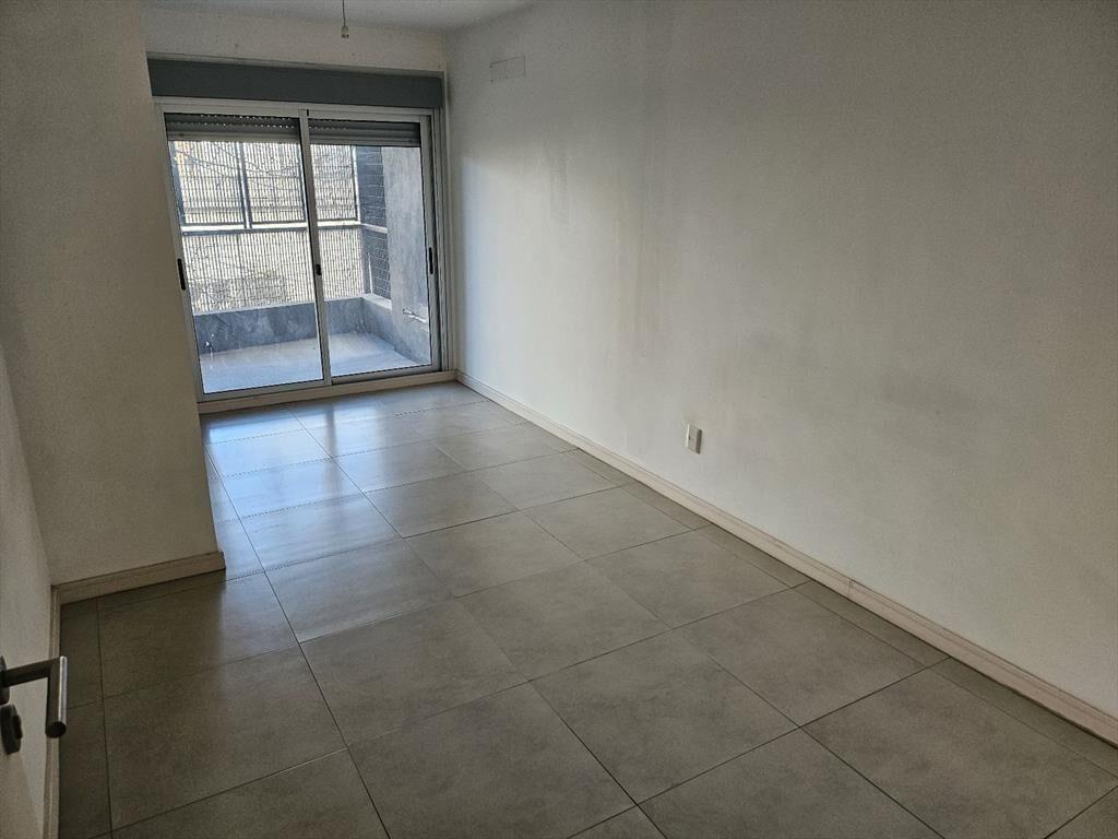 Alquiler de apartamento en Cordón: Pablo de María y Rodó