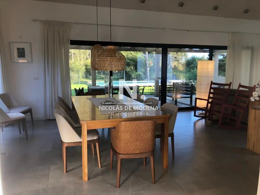 EXCELENTE PROPIEDAD DE 3 DORMITORIOS EN VENTA, BURNET PUNTA