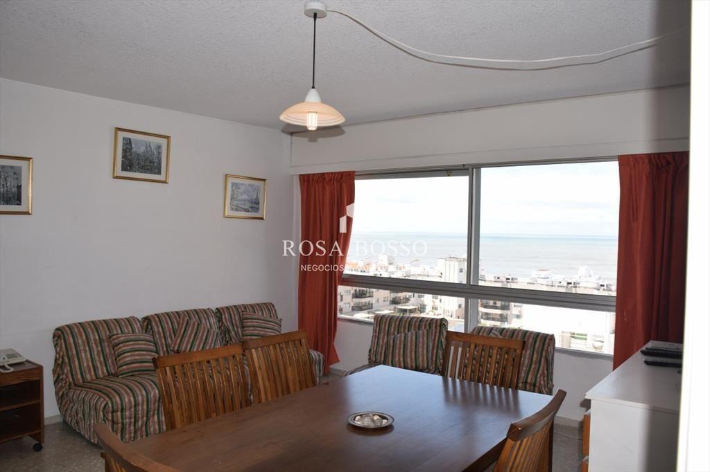 Apartamento en Peninsula, 3 dormitorios *