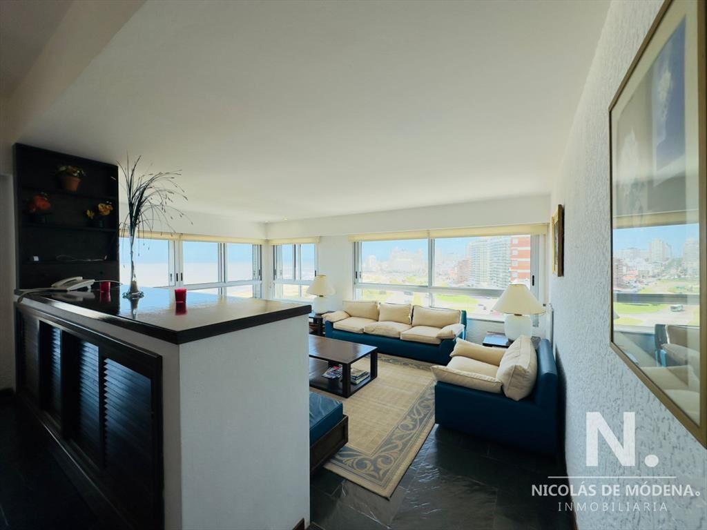 Apartamento de dos dormitorios en Punta del Este
