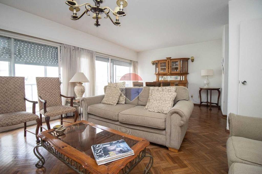 VENTA APARTAMENTO 4 DORMITORIOS PUNTA CARRETAS