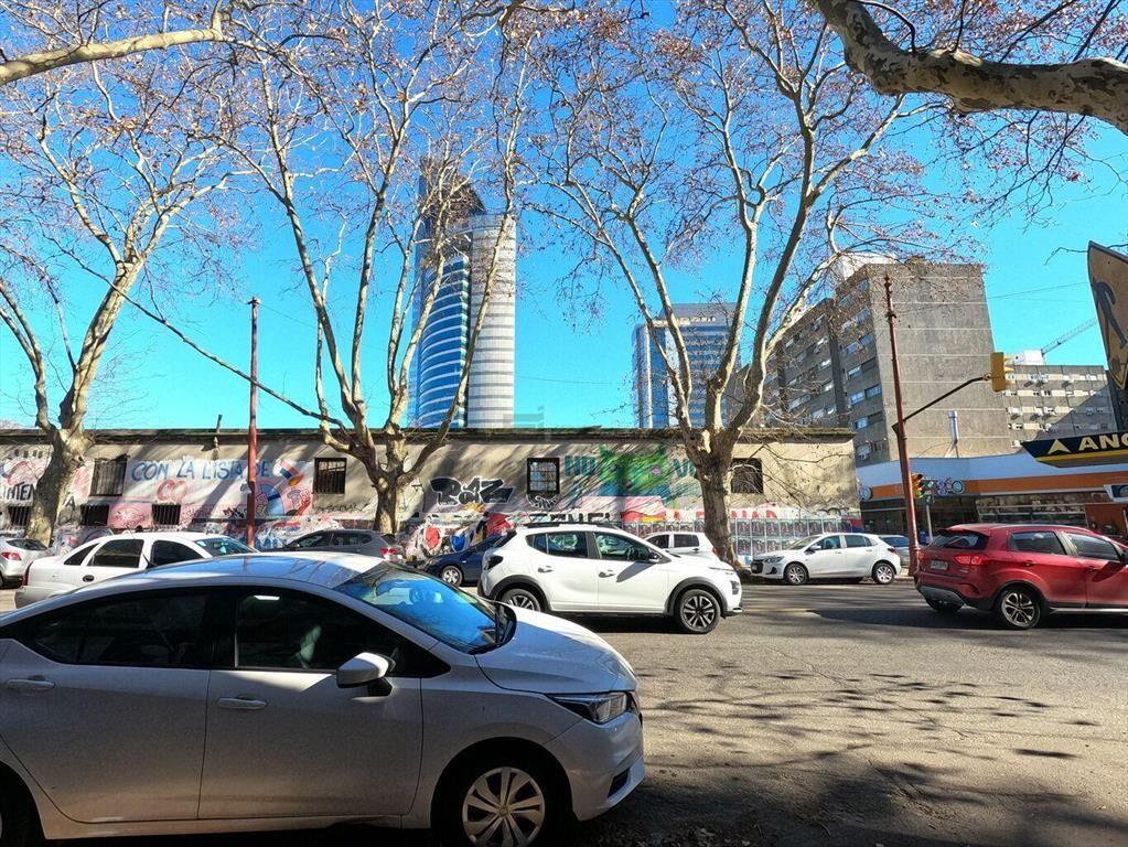 Venta Terreno en Aguada Av. Rondeau 5.300 metros altura 24m