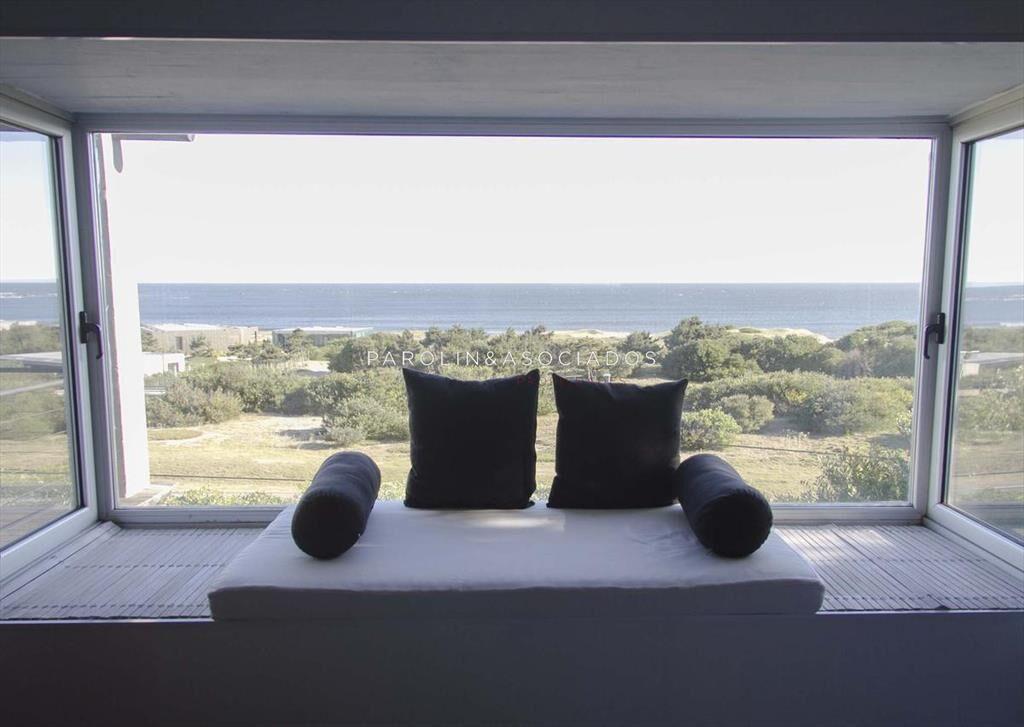 CASA DE 4 DORMITORIOS EN LA JUANITA, JOSE IGNACIO