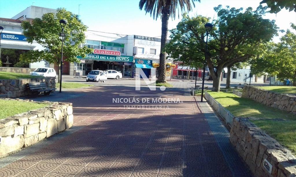 HOTEL EN VENTA ( ideal para hacer aptos, esta a