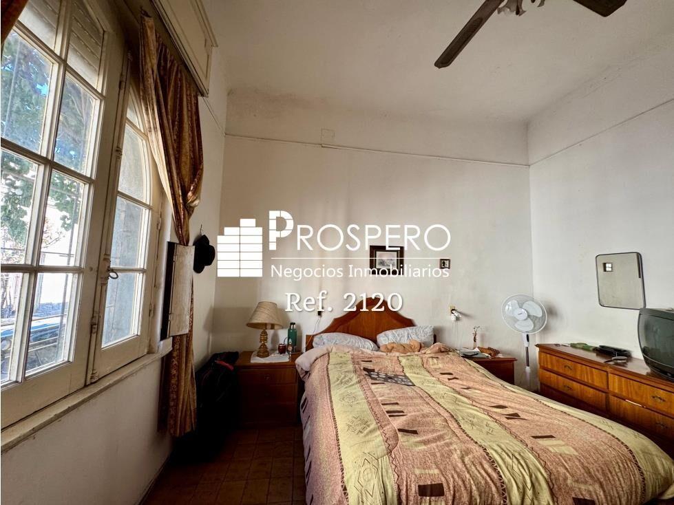 2120/p Venta Casa 4dorm+ altillo Tres Cruces Garaje