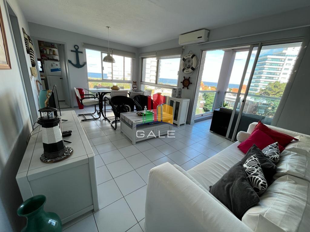 Apartamento en venta de 2 dormitorios, terraza al