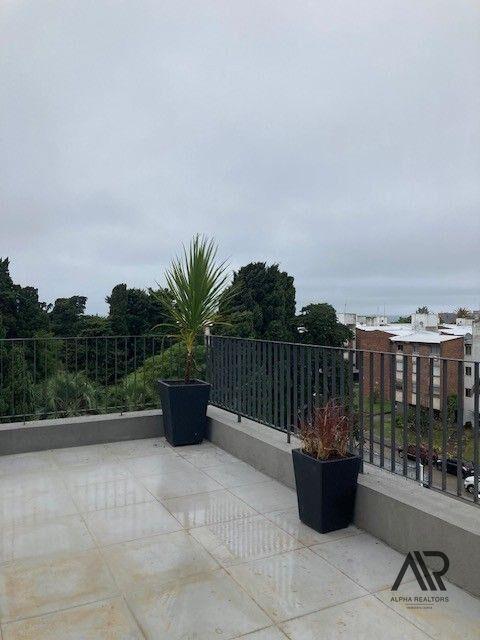 Apartamento en alquiler c/ cochera en Buceo