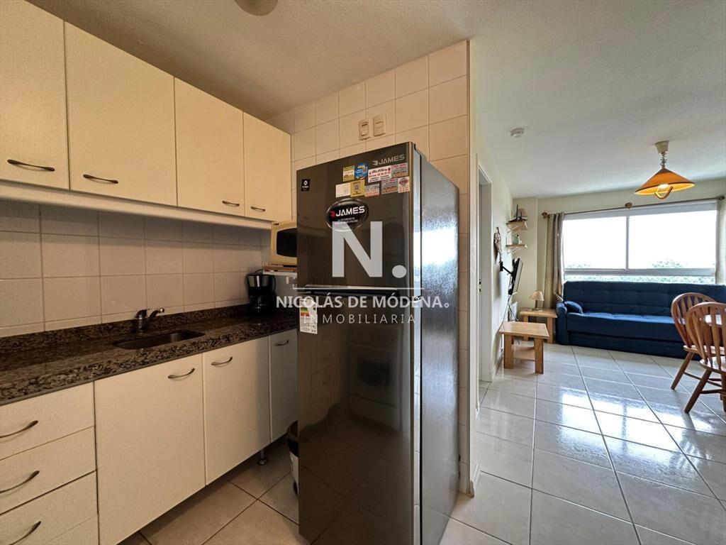 Apartamento de 1 dormitorio en Venta en Av. , del