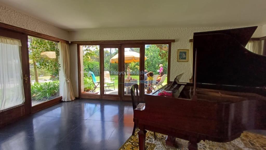 Vende Casa en Zona comercial en Lugano - Punta