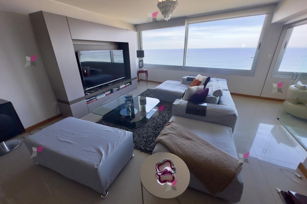 Apartamento de 3 dormitorios en torre de categoría - Prime