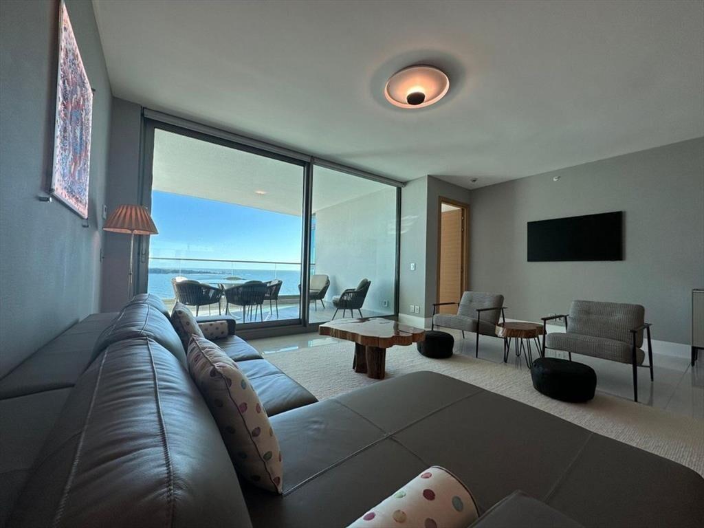 Apartamento 3 dormitorios en alquiler en Fendi