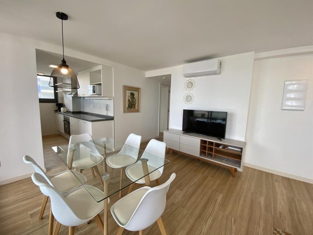 APARTAMENTO EN VENTA DE 2 DORMIOTRIOS EN PUNTA
