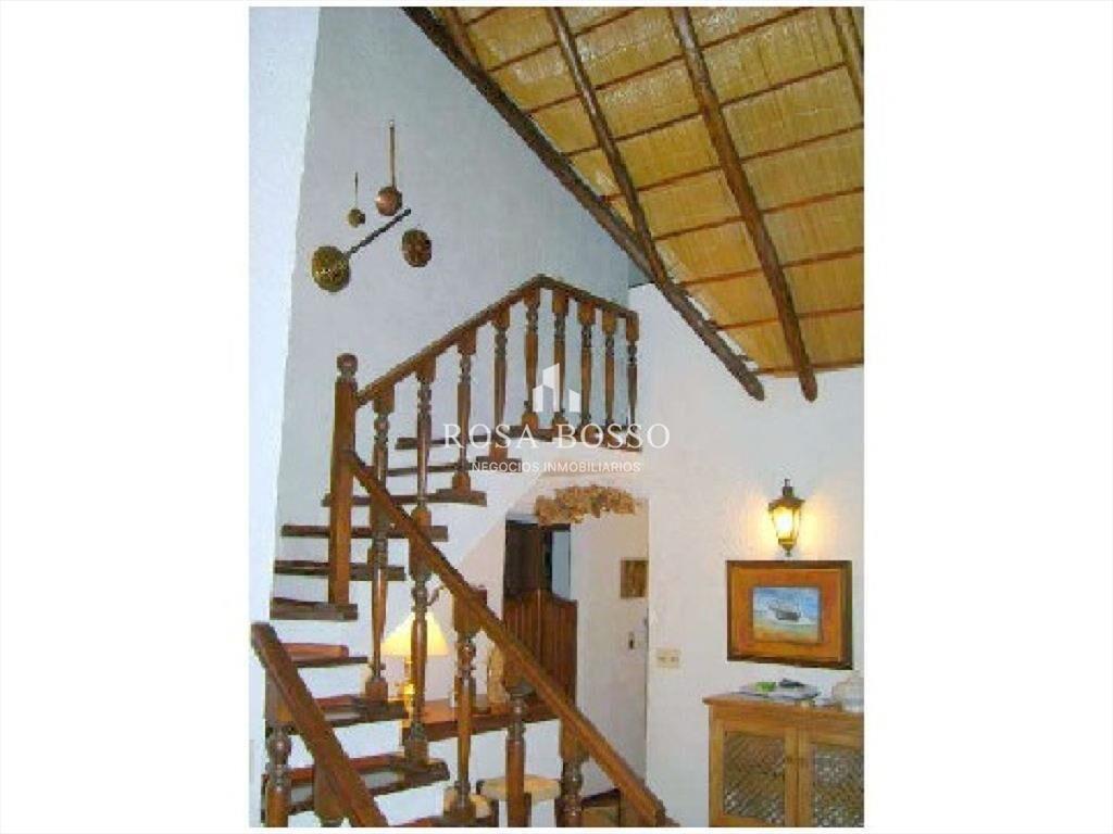 CASA A LA VENTA EN EL CHORRO.