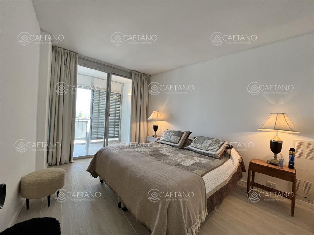 Venta apartamento 1 dormitorio y medio. Punta del