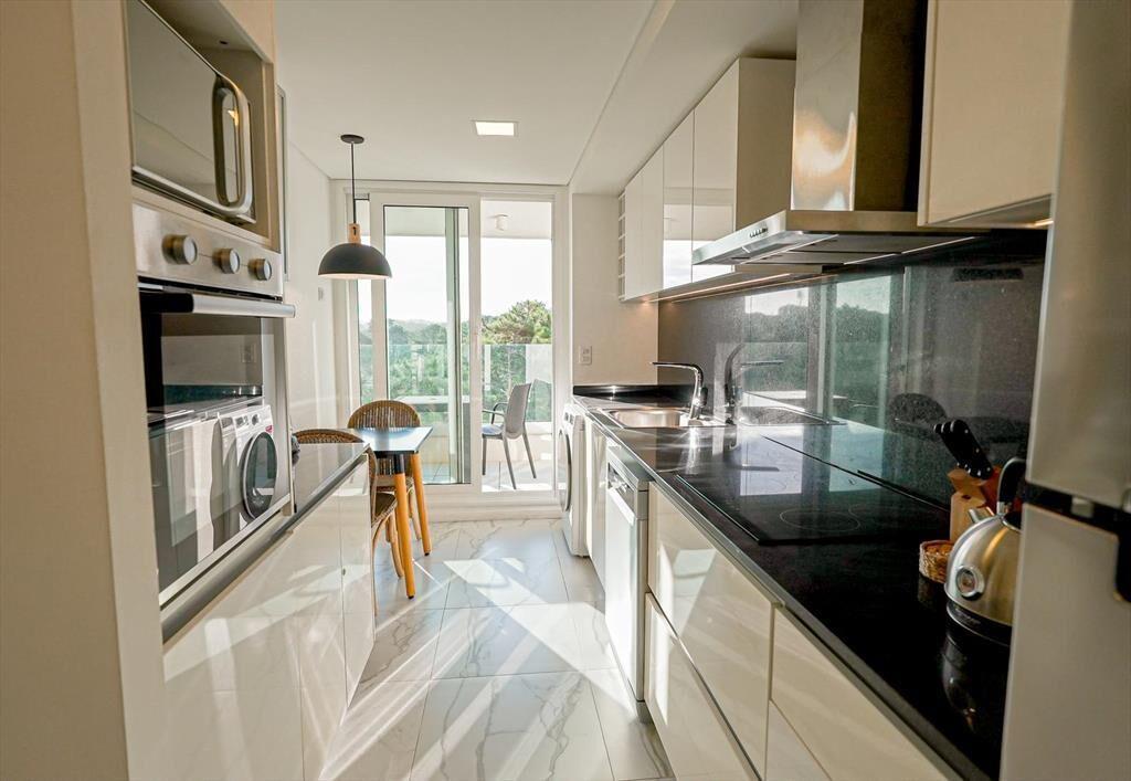 Vendo apartamento 3 dormitorios Punta del Este primera líne