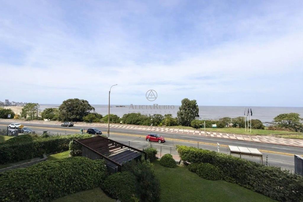EDIFICIO AQUARIUS. RAMBLA MALVIN. CATEGORIA! 2 GJES INDE...