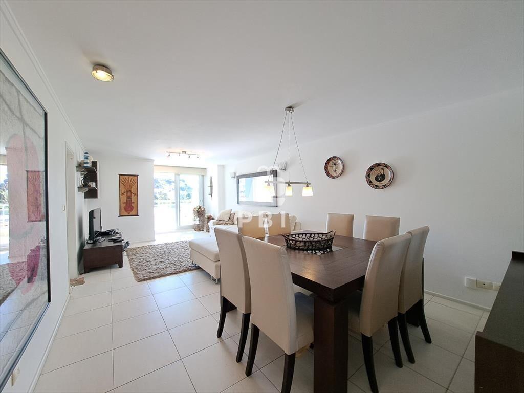 Apartamento de 2 dormitorios en Punta del Este -