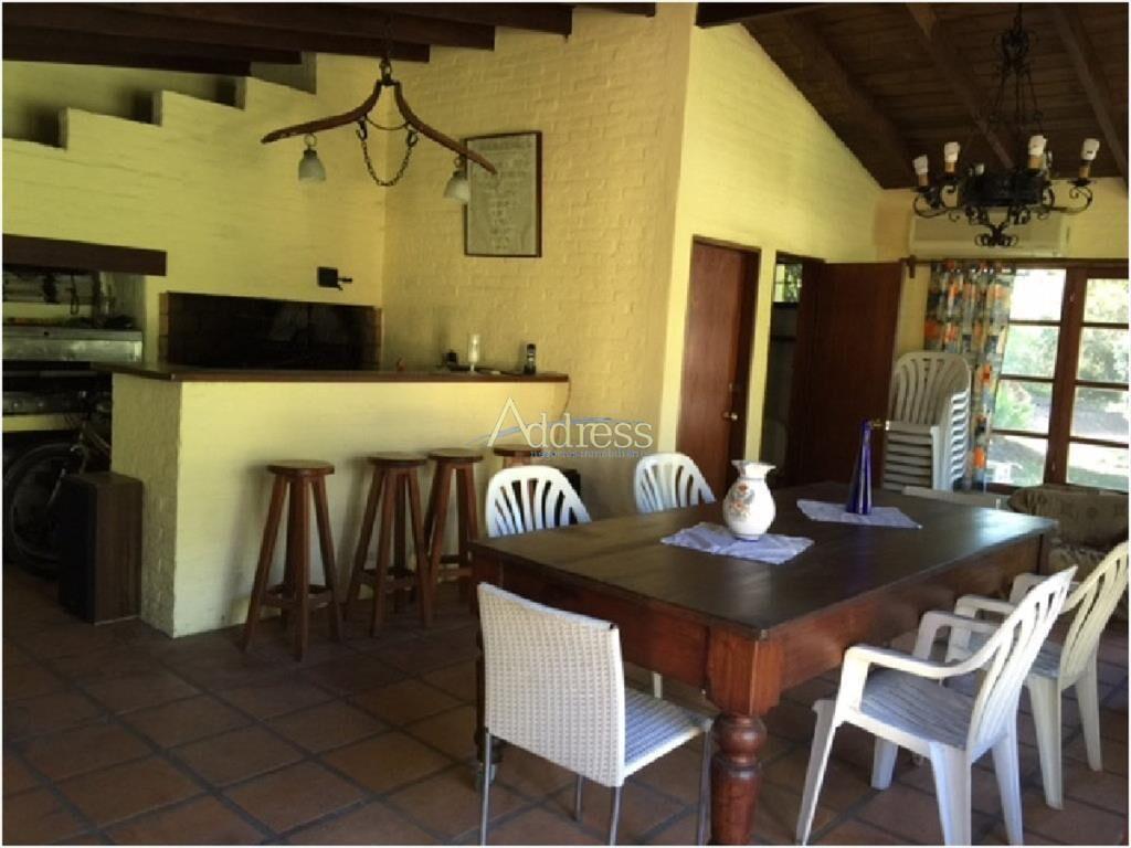 Casa en Cantegril, 3 dormitorios *