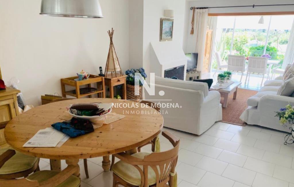 En venta apartamento de 2 dormitorios en Pinares