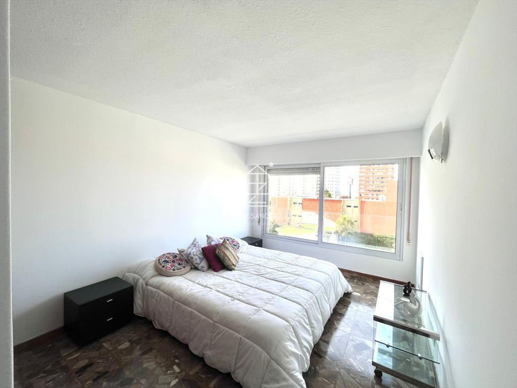 Apartamento con vista al mar