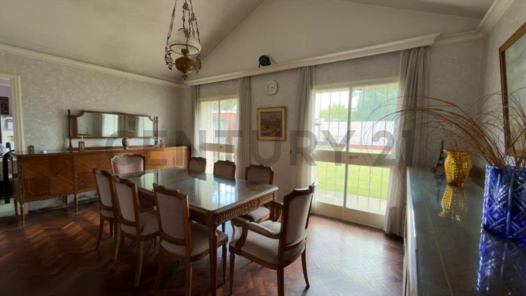 Exclusiva casa en el Prado 5 DORM-PISCINA-BARBACOA-4 BAÑO...