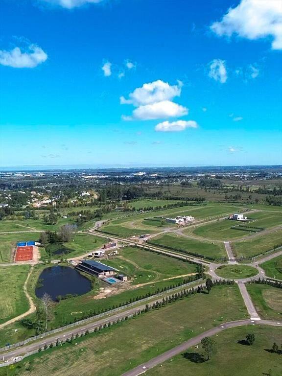 Venta De Terreno En Barrio Privado Los Olivos De Los Horner
