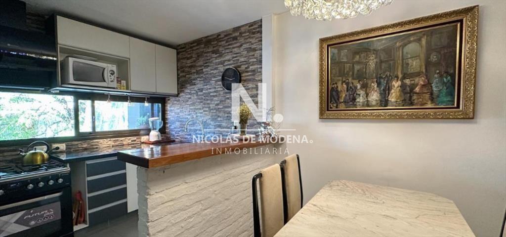 Casa en Venta de 2 Dormitorios Con Cochera En