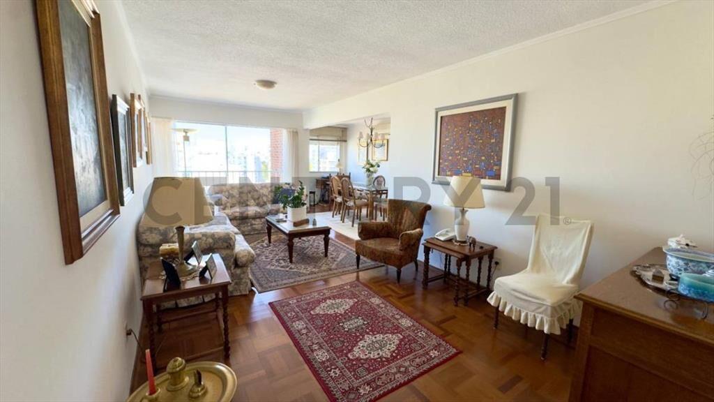VENTA APARTAMENTO PUNTA CARRETAS, PISO ALTO, 3 DOR,3 BAÑO...