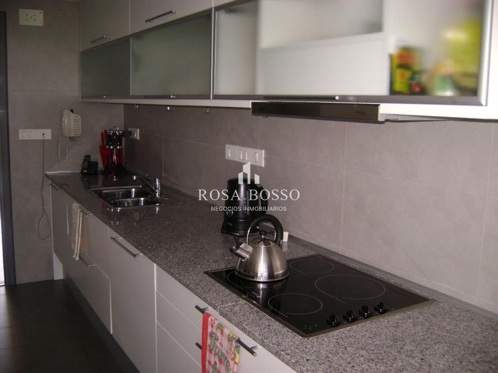Apartamento en Mansa, 3 dormitorios *
