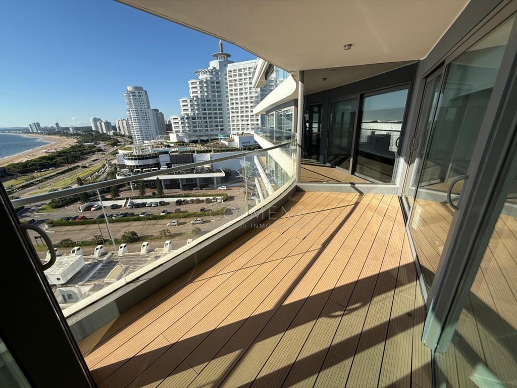 Alquiler de apartamento 4 ambientes - Peninsula, Punta del