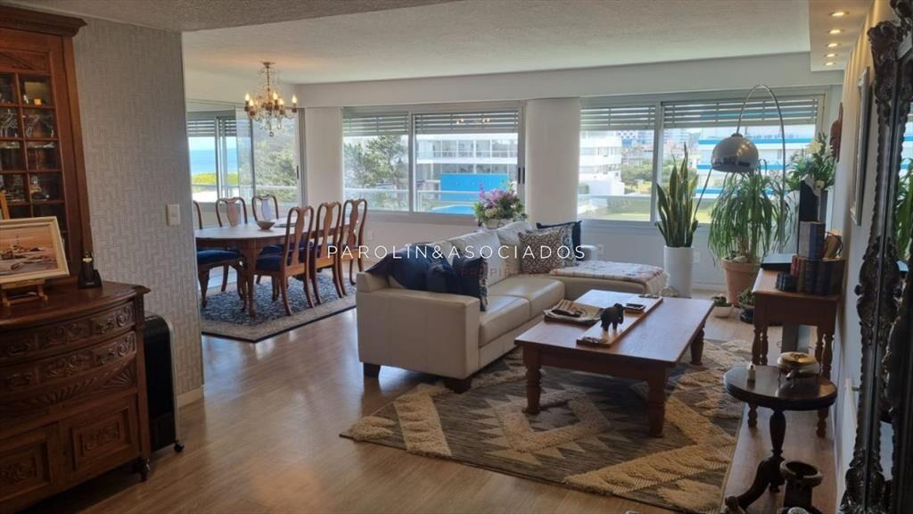 Apartamento en venta en Tiburón, Punta del Este.