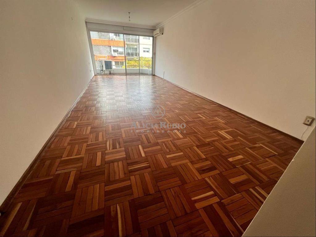 APARTAMENTO EN ALQUILER DE 2 DORMITORIOS. 2 BAÑOS. TERRA...