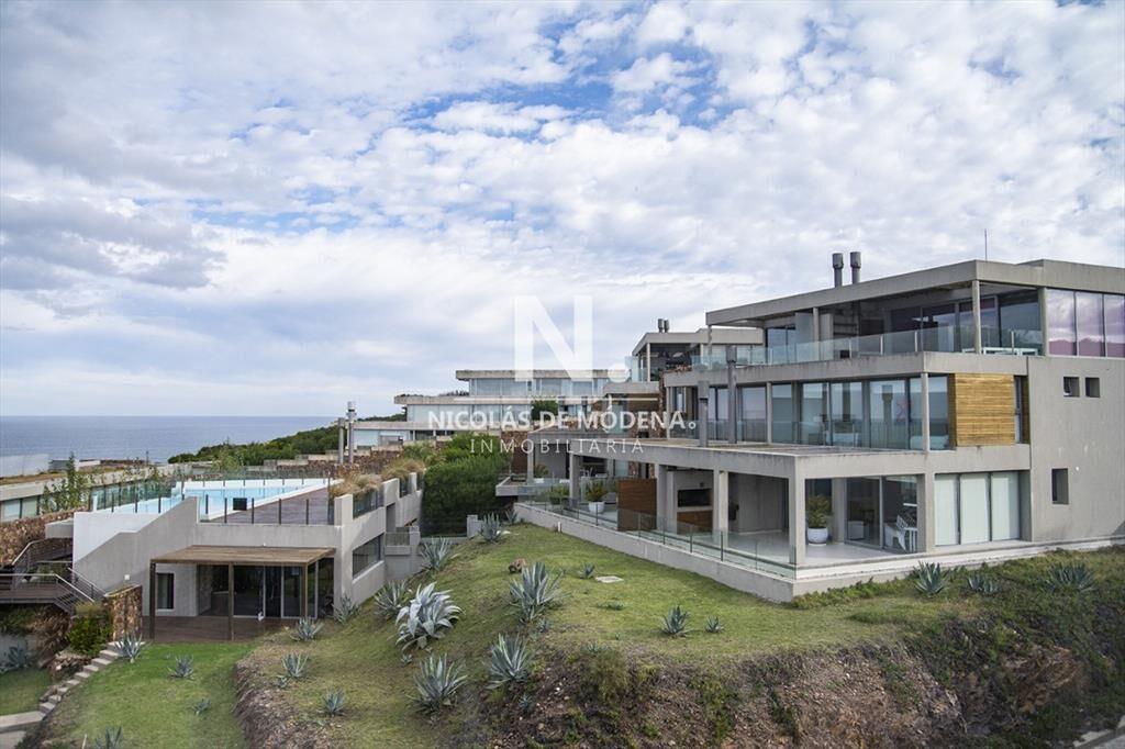 Monoambiente en Punta Ballena con vista a la