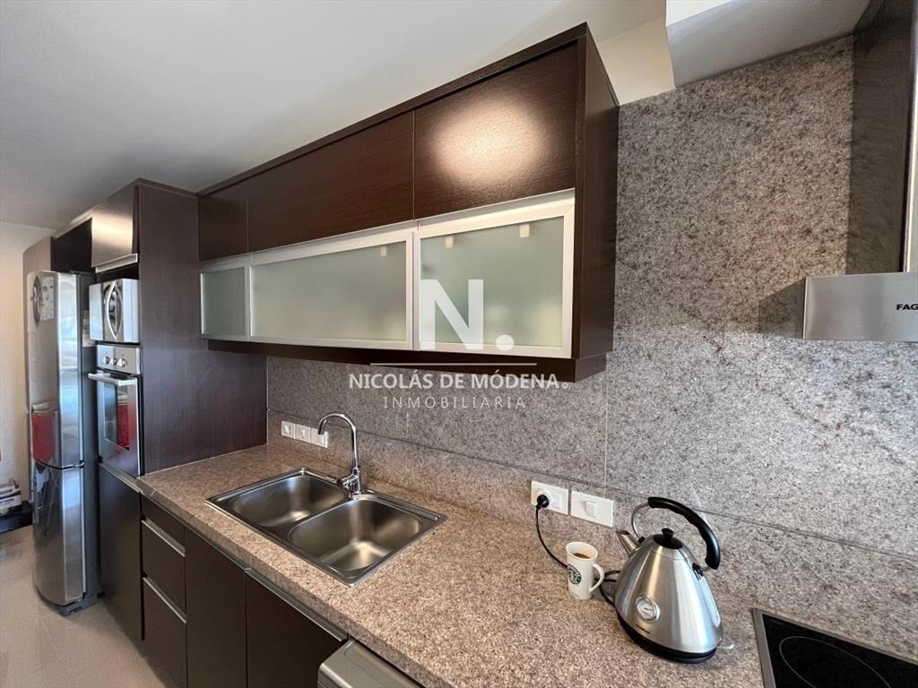 Apartamento de 3 dormitorios en Torre Imperiale -