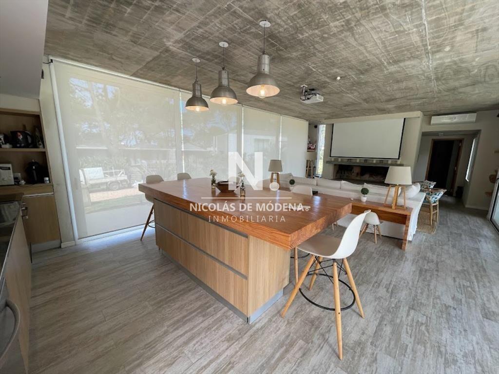 Casa en venta de 3 dormitorios con Amplio JardÃn