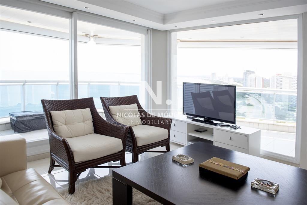 Millenium Tower Punta del Este
