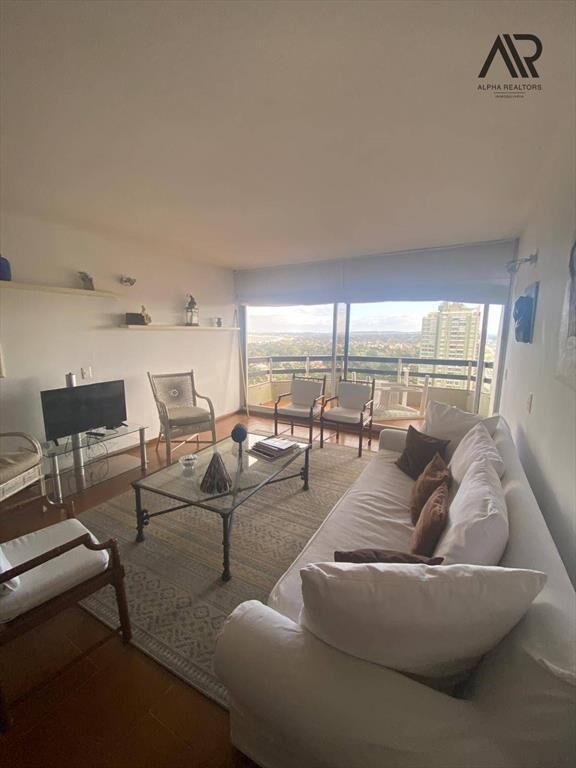 Apartamento en venta c/ cochera en Roosevelt