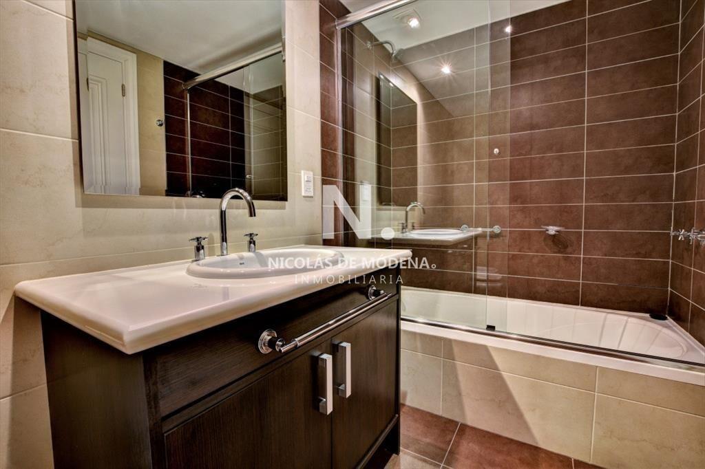 Excelente apartamento en torre de categoría, Imperiale, Pl