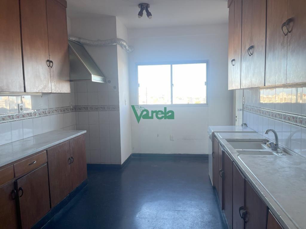 Apartamento alquiler Cordon sobre 18 de Julio 3 y
