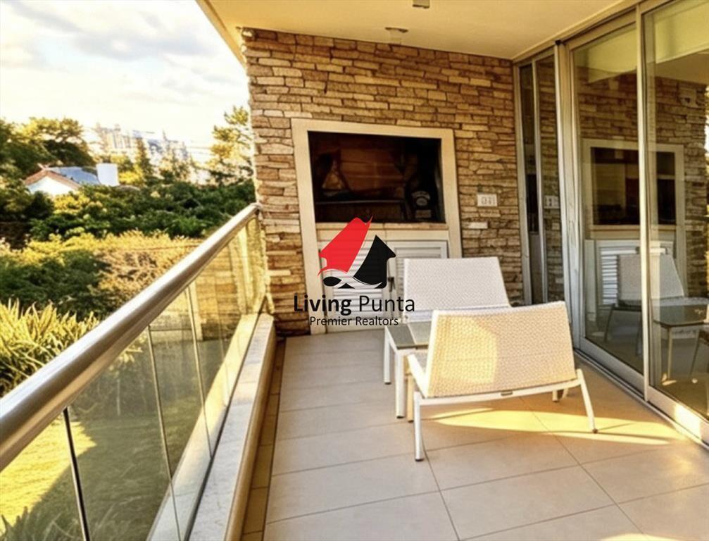 espectacular apartamento de 2 suitesaa, en playa brava