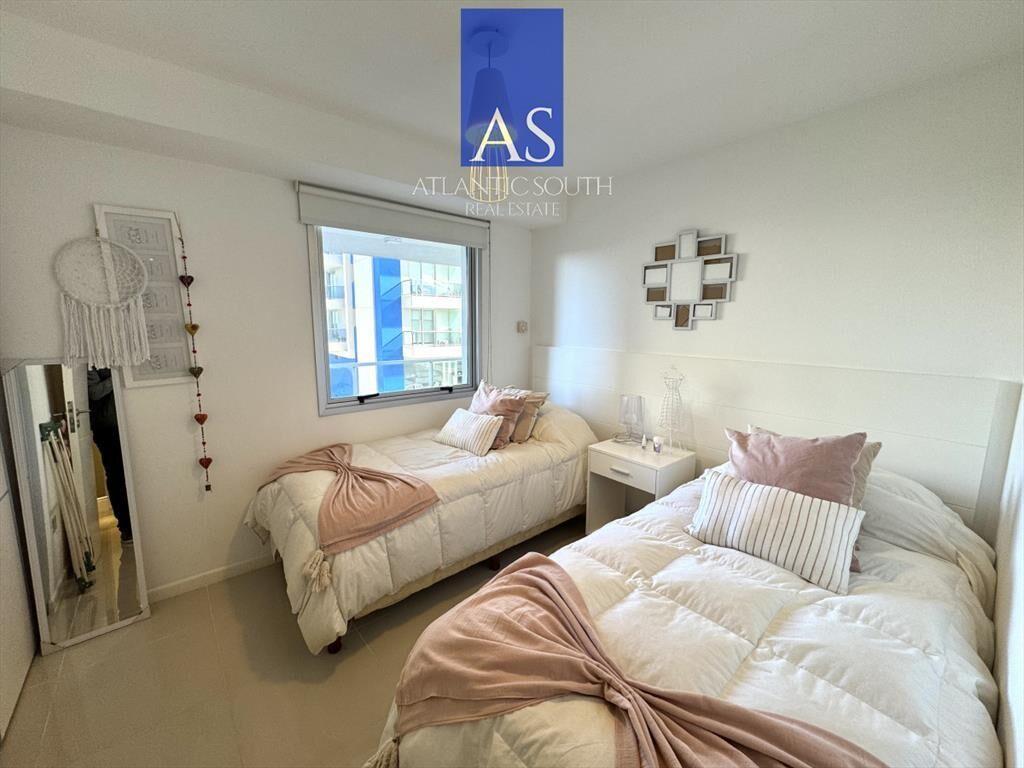 Apartamento de 2 dormitorios en Torre con