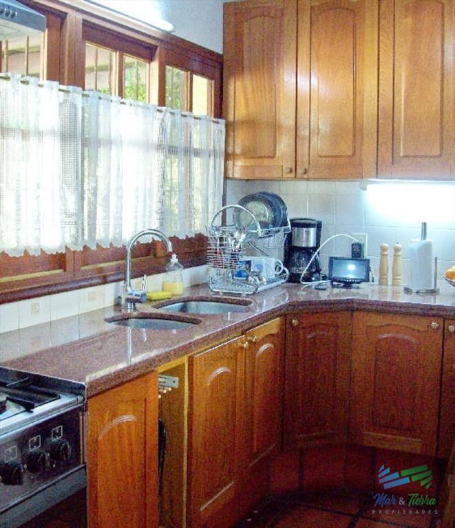 Venta de casa, 3 dormitorios, 4 baños en Punta