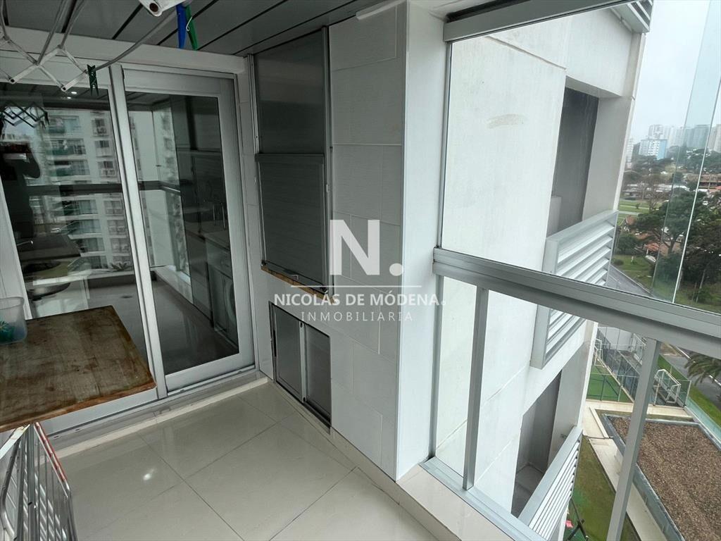 Departamento en venta en torre moderna, a pasos del mar.