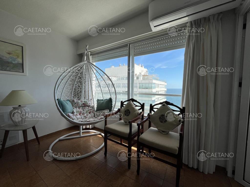 frente al mar
