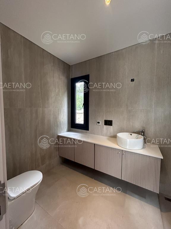 Venta casa en Club del lago Punta Ballena
