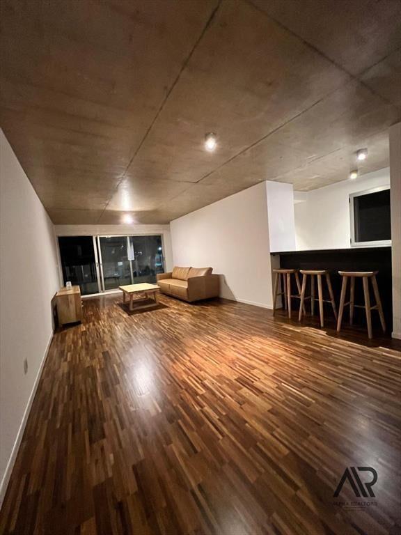 Venta apartamento 3 dormitorios en Malvin con renta coch...