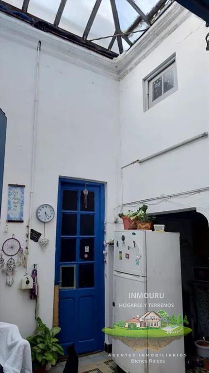 Se vende apartamento con renta, 2 dormitorios, Goes.