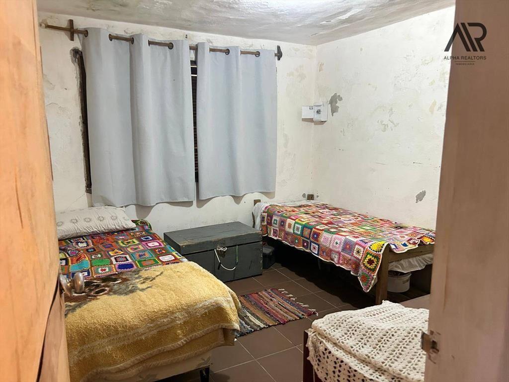 Casa en Venta c/ Cochera en Aguas Dulces. 3 dormitorios....